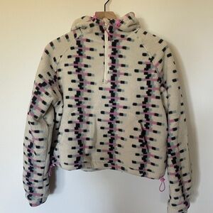 Outdoor Voices: Primofleece 1/4 Zip
Hoodie (M)